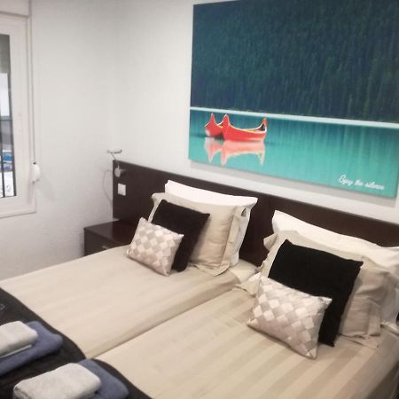 2 Bedroom Newly Renovated Bungalow Close To Bars & Restaurants Los Alcázares Екстериор снимка