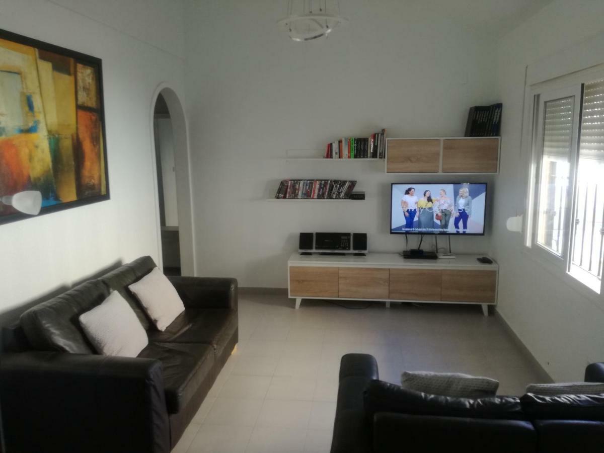 2 Bedroom Newly Renovated Bungalow Close To Bars & Restaurants Los Alcázares Екстериор снимка